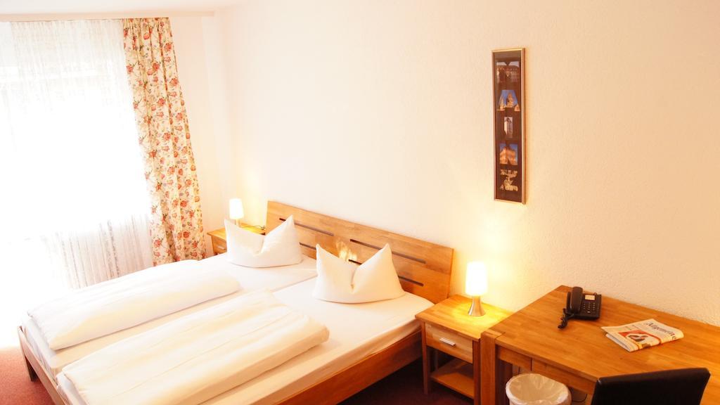 Hotel Garni Am Hechenberg ماينتس المظهر الخارجي الصورة